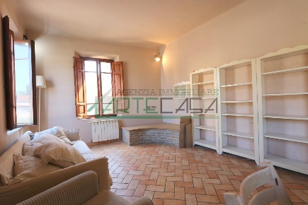 Foto Appartamento a Calci Centro di 160 m² con 4 locali in vendita