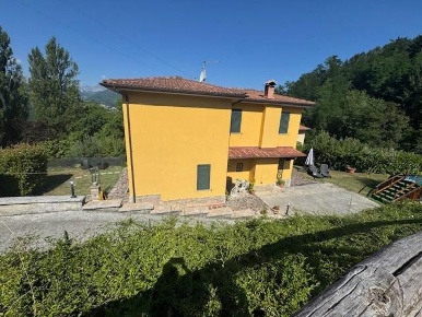 Foto Casa indipendente a San Romano in Garfagnana Stagno di 158 m²