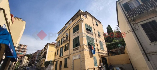 Foto Appartamento in Via Zeffiro Massa 362, Sanremo Teatro Ariston di 40 m²