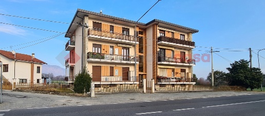 Foto Appartamento in Provinciale, Cumiana Centro di 100 m² con 4 locali