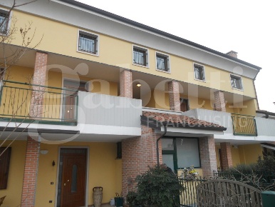 Foto Appartamento in Via grotta 1, Colognola ai Colli in affitto