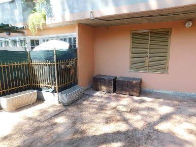 Foto Appartamento in Via Gradoli 00, Roma Tomba di Nerone di 61 m²