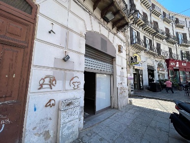Foto Appartamento in Piazza San Domenico 5, Palermo Castellammare di 63 m²