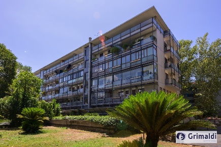 Foto Attico in delle Montagne Rocciose, Roma Eur di 250 m² con 5 locali