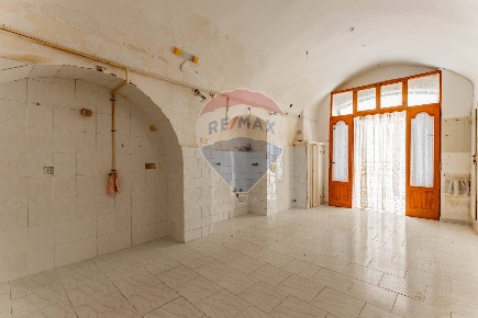 Foto Casa indipendente in via pinto, Mola di Bari Centro di 138 m²