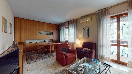 Foto Appartamento in via Lario, Milano Zara di 148 m² con 4 locali