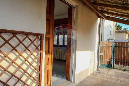 Foto Appartamento in Via Zilio, Tribano Centro di 150 m² con 5 locali