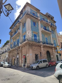 Foto Appartamento in Via Cavour, Brindisi Centro Storico di 143 m²