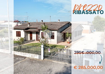 Foto Villa bifamiliare in VIA LEONARDO DA VINCI 14A, Borgo San Giacomo