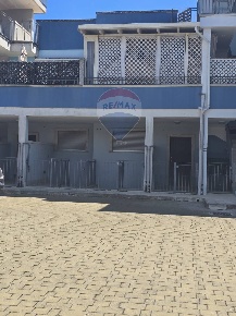 Foto Villa bifamiliare in Via Piave, Ortelle Vignacastrisi di 65 m²