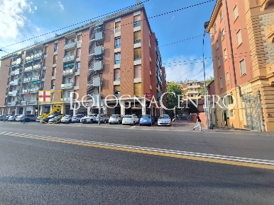 Foto Appartamento in Via Giuseppe Massarenti, Bologna Massarenti di 90 m²