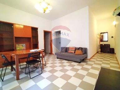 Foto Appartamento a Ancona Capodimonte di 120 m² con 5 locali in affitto