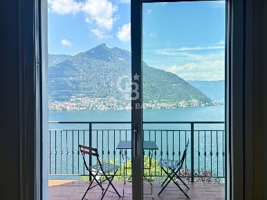 Foto Villa singola in via provinciale, Faggeto Lario Riva di 210 m²