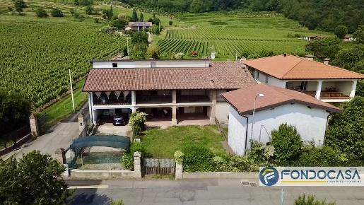 Foto Appartamento a Coccaglio di 168 m² con 4 locali in vendita