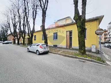 Foto Villa singola in VIA VARESE, Busto Arsizio San Michele di 280 m²