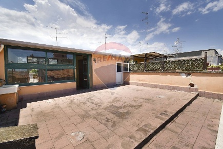 Foto Appartamento in Via Francesco Guglielmino, Aci Catena Centro di 100 m²
