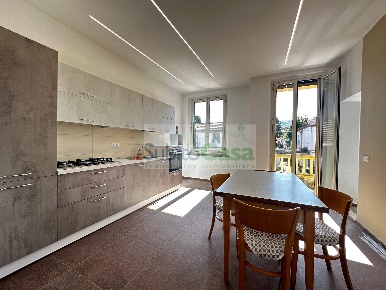 Foto Appartamento in Viale Abruzzo, Chieti Chieti Scalo di 95 m² in affitto