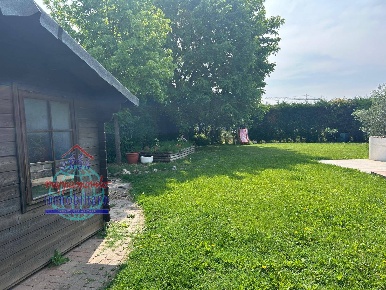 Foto Villa bifamiliare in VIA RIZZOLA LEVANTE, Calderara di Reno di 220 m²