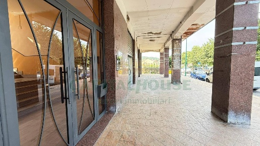 Foto Appartamento a Contrada di 100 m² con 3 locali in vendita