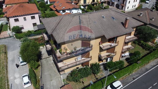 Foto Appartamento in Via Corridoni, Varese Bobbiate - Schiranna di 116 m²