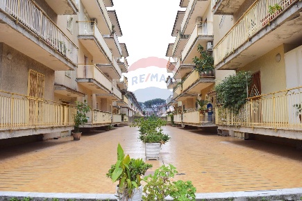 Foto Appartamento in Via Santa Rita, Villaricca di 105 m² con 3 locali
