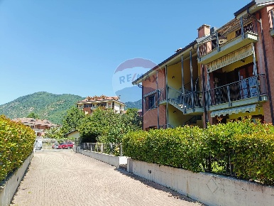 Foto Appartamento in Via Leonardo da vinci, Condove Centro di 75 m²
