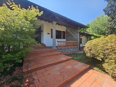 Foto Villa singola a Villongo di 362 m² in vendita