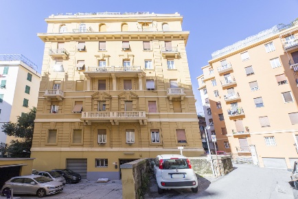 Foto Appartamento in Corso Andrea Podestà, Genova Carignano di 125 m²