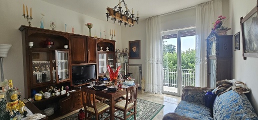 Foto Appartamento in Via Radiciotti snc, Jesi di 120 m² con 5 locali