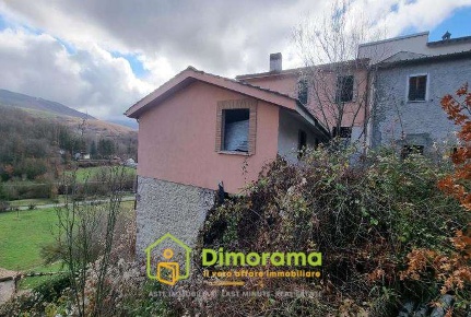 Foto Casa indipendente in Frazione Vindoli 02016 Vindoli RI Italia, Vindoli