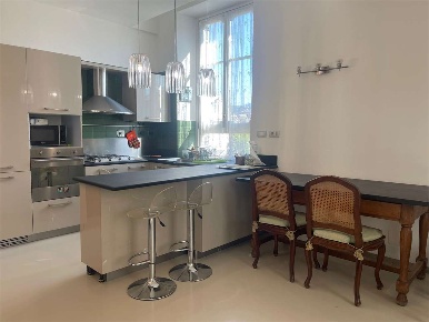 Foto Appartamento in Corso Millo 99, Chiavari Centro di 150 m² con 4 locali