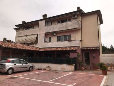 Foto Appartamento in Via Francolise 100, Roma Trigoria di 84 m² in vendita