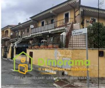 Foto Appartamento in Vicolo dei Gladiatori 02040 Tarano RI Italia, Tarano