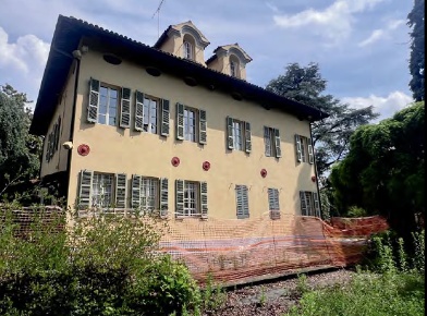 Foto Villa unifamiliare a Torino Colle della Maddalena di 781 m² in vendita