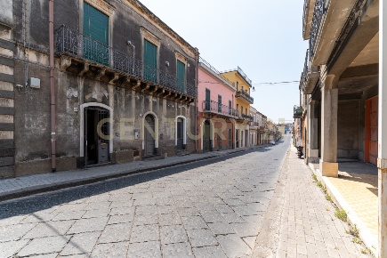 Foto Appartamento in Via Nazionale Guardia 278, Acireale di 111 m²