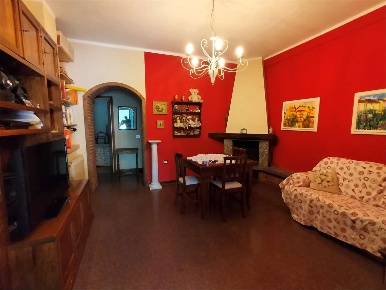 Foto Appartamento in VIA CASTAGNO, Luni Casano Dogana Isola di 65 m²