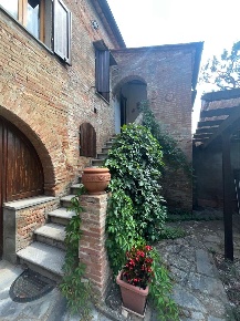 Foto Appartamento a Foiano della Chiana di 78 m² con 5 locali in vendita