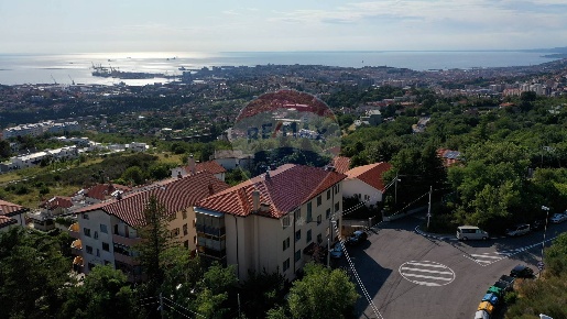Foto Appartamento in Via del Castelliere, Trieste Altura di 99 m²