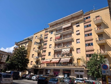 Foto Appartamento in PIAZZA GOBETTI, Colleferro Centro di 95 m² in vendita