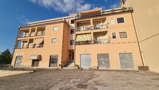 Foto Appartamento a Mirabella Eclano Calore di 115 m² con 5 locali