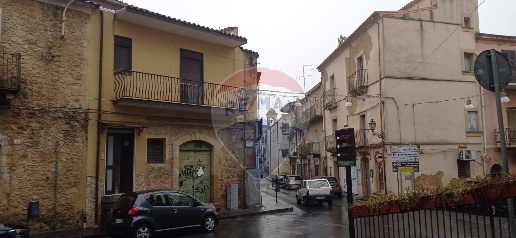 Foto Casa indipendente in PIAZZA VITTORIO EMANUELE, San Michele di Ganzaria