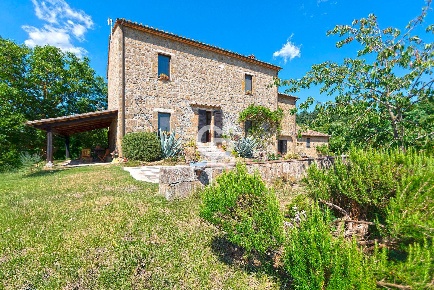 Foto Villa singola in Podere Le Selvacce, Pitigliano di 283 m² con 8 locali