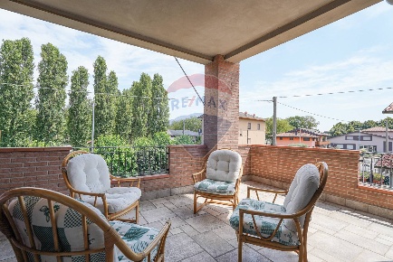 Foto Appartamento in Via Cascine, Levate di 173 m² con 4 locali in vendita