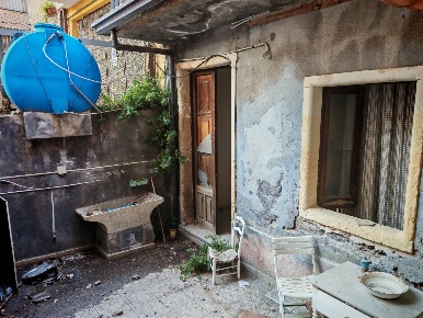 Foto Casa indipendente a Paternò di 60 m² con 3 locali in vendita