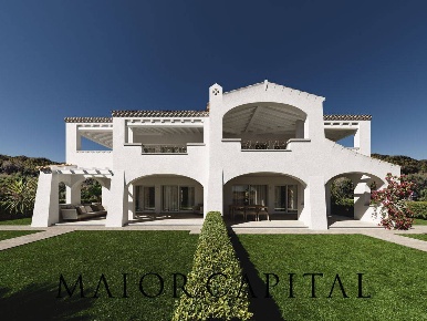 Foto Appartamento in Via Piemonte, Budoni Centro di 100 m² con 3 locali