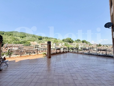 Foto Appartamento in Corso garibaldi snc, Orte Orte Scalo di 110 m²