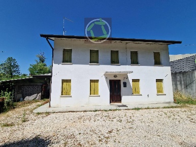 Foto Casa indipendente in VIA Segaluzza 14, Pordenone Vallenoncello