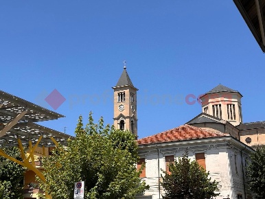 Foto Appartamento in Piazza del Mercato 16, Avezzano Centro di 100 m²