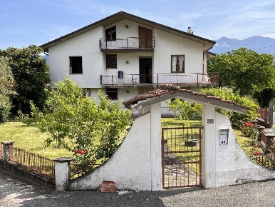 Foto Villa unifamiliare a Mulazzo Arpiola Pianfurcano di 384 m² in vendita