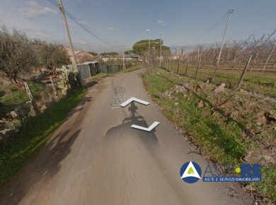 Foto Appartamento in Via Lunano, Roma Anagnina di 168 m² con 3 locali